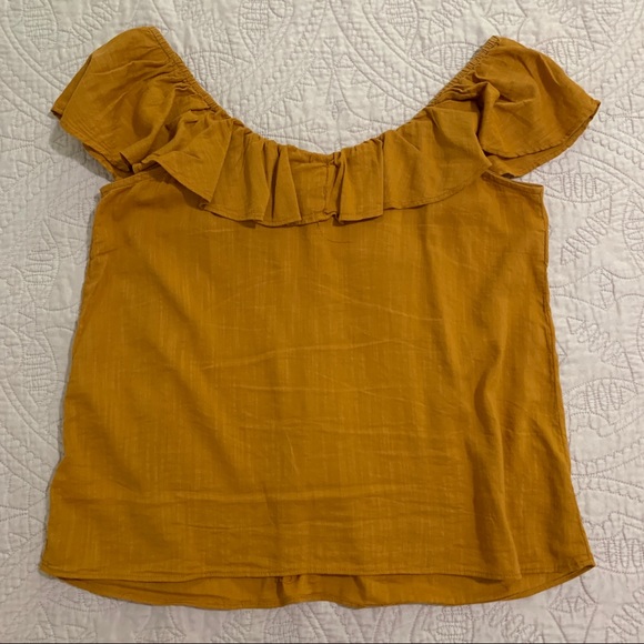 Old Navy | Bundle of Off-the-shoulder Blouses - Picture 5 of 5